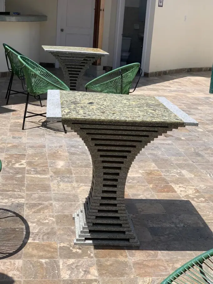 Mesa de jardín Fabricado y procesado con plástico reciclado